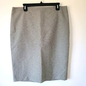 Ann Taylor black and white pencil skirt